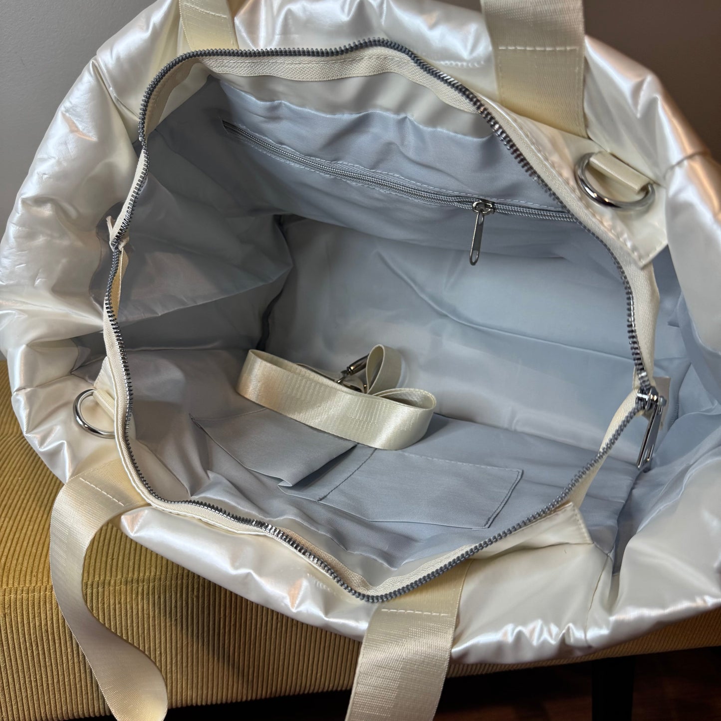 Abby - Puffer Tote - PREORDER ENDS 10/24