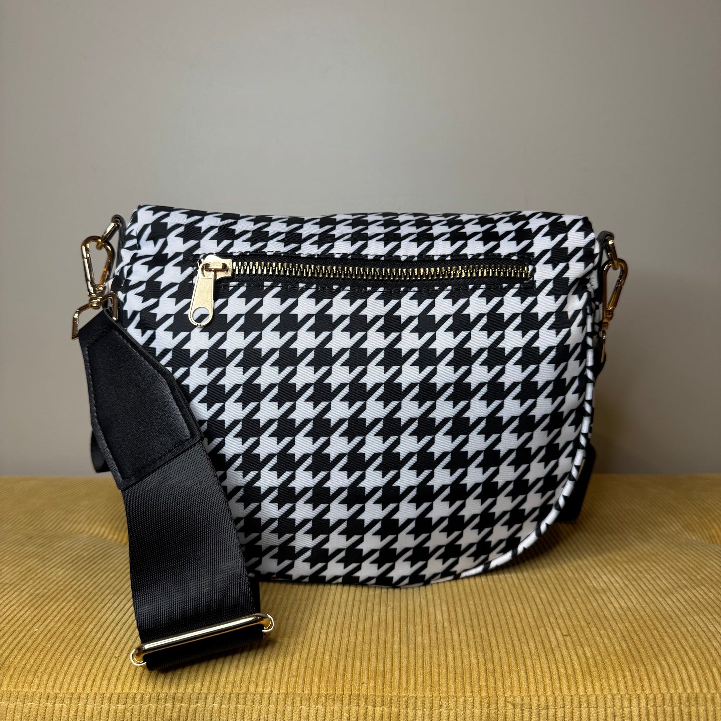 The Roni Nylon Crossbody - Houndstooth - PREORDER