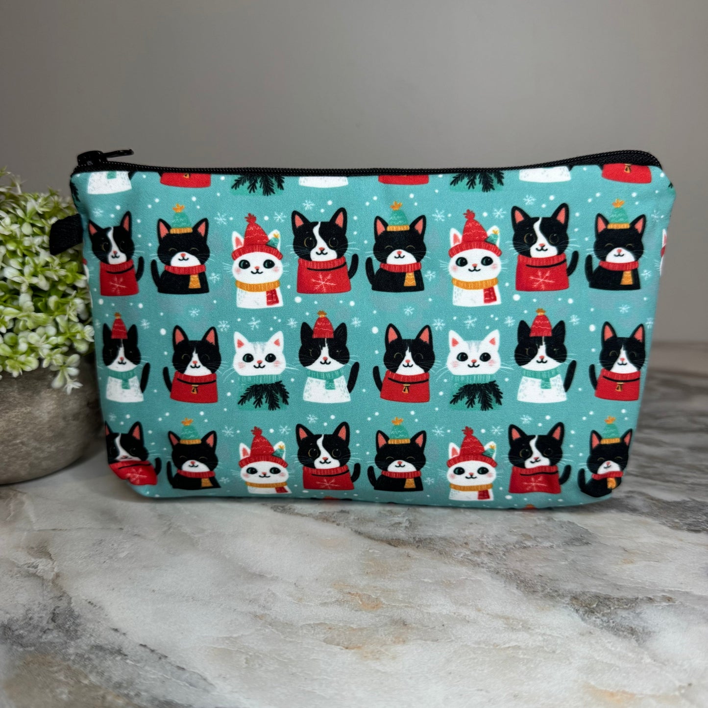 Pouch - Christmas Holiday Cat Sweater