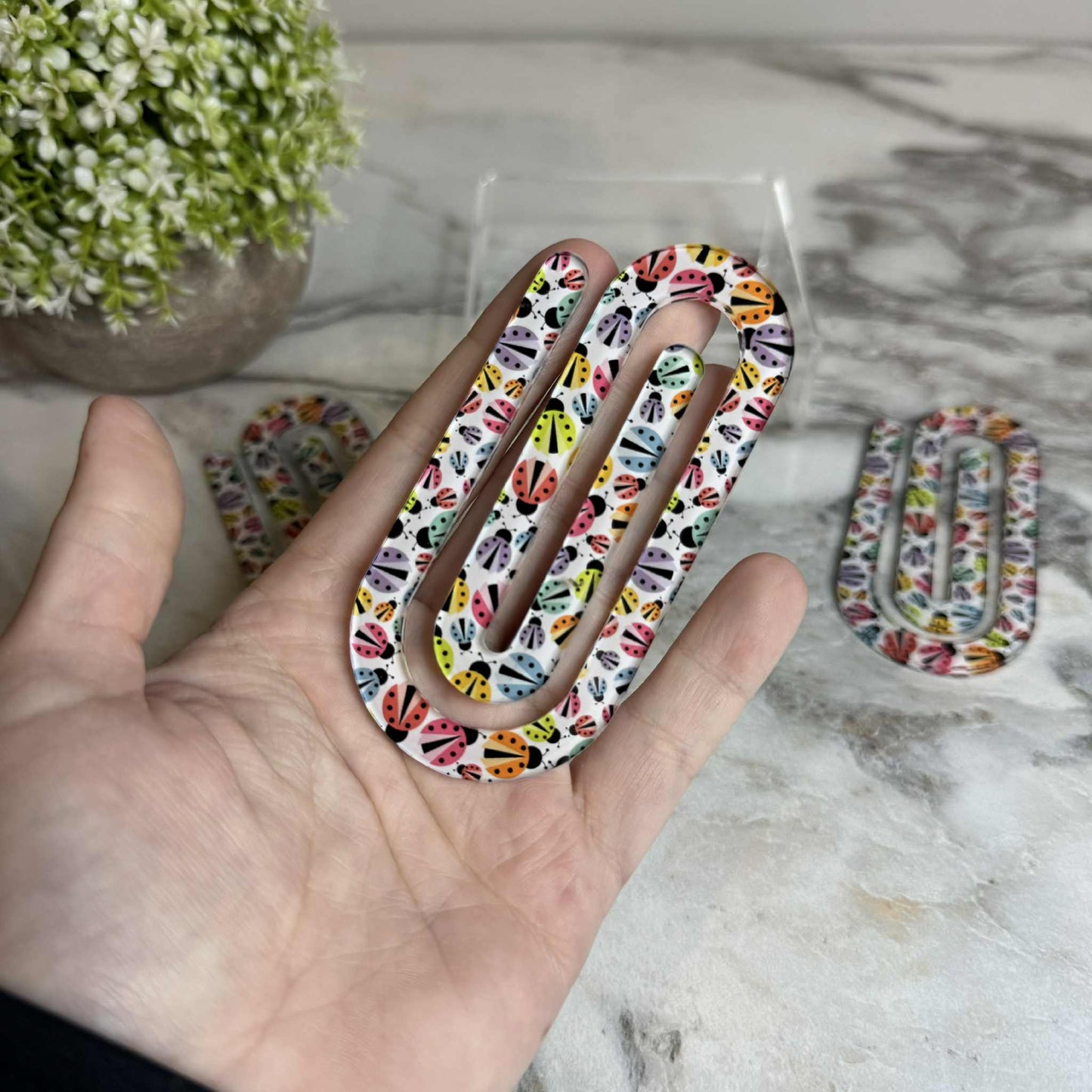 Jumbo Paperclip - Lady Bugs
